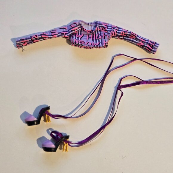 RAINBOW HIGH Fashion Doll Clothing & Accessories - EMI VANDA - Picture 1 of 1